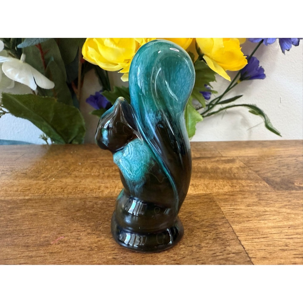 Vintage Blue Mountain Pottery Squirrel Figurine – Green Drip Glaze Retro Decor